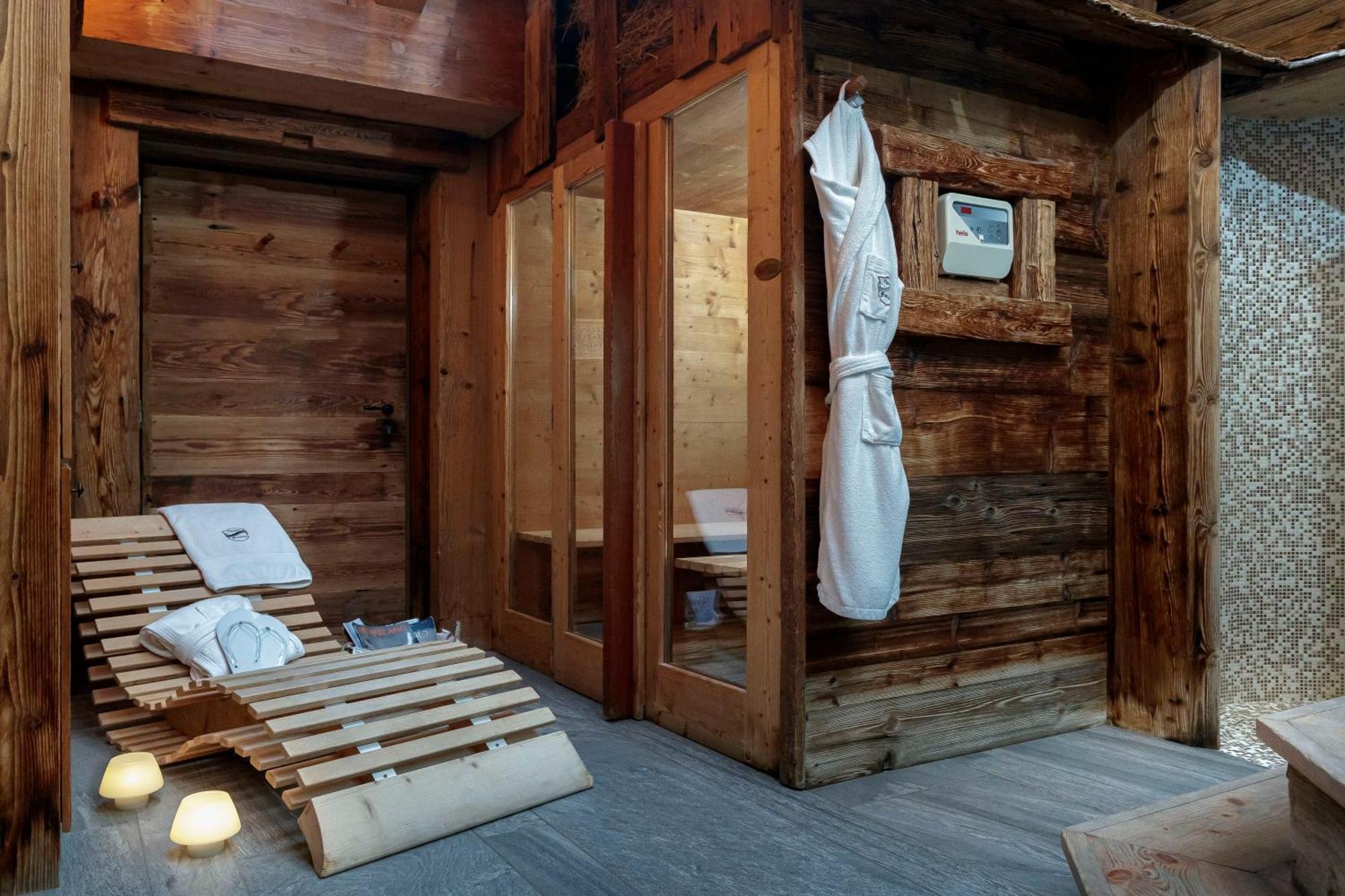 Chalet Matterhorn Francois - Central Ski Chalet With Spa And Breakfast, 100Mt Lift เบรยล์-แชร์วิเนีย ภายนอก รูปภาพ